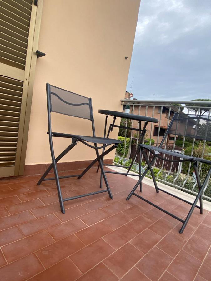 La Casa Di Elia E Italo Apartment Ostia Antica Luaran gambar